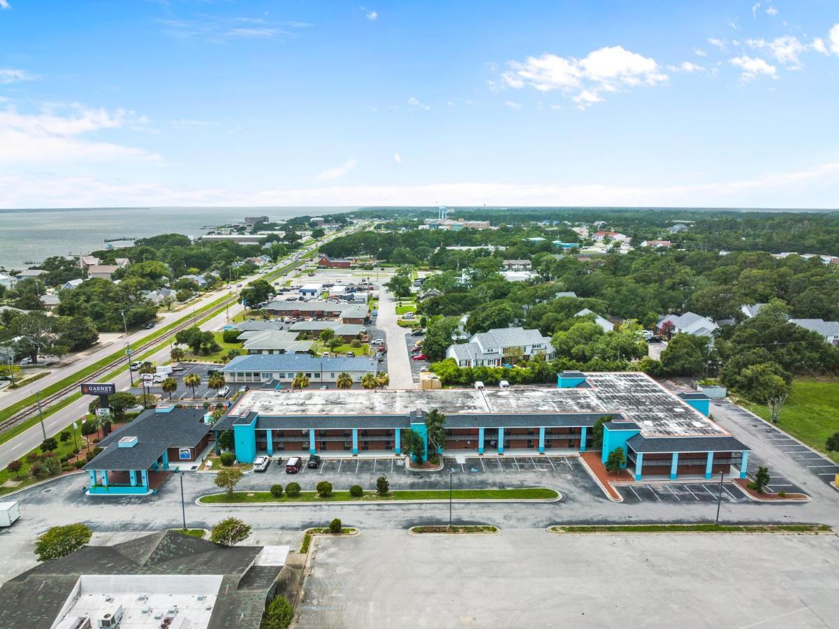 Garnet Inn & Suites, Morehead City Near Atlantic Beach Ngoại thất bức ảnh