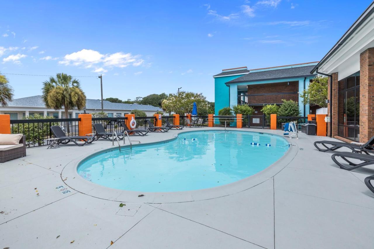 Garnet Inn & Suites, Morehead City Near Atlantic Beach Ngoại thất bức ảnh