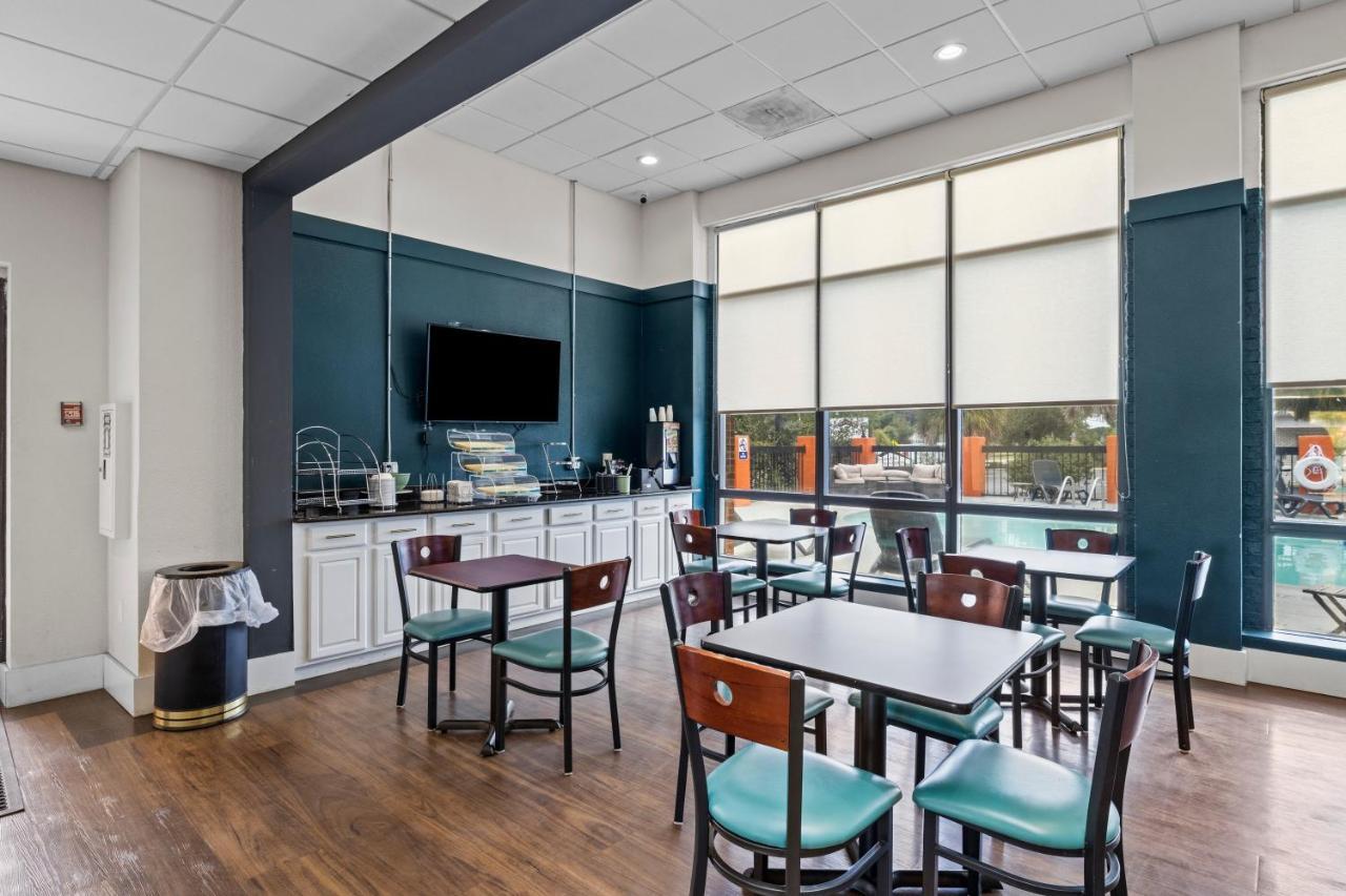 Garnet Inn & Suites, Morehead City Near Atlantic Beach Ngoại thất bức ảnh