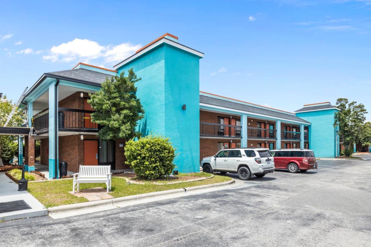 Garnet Inn & Suites, Morehead City Near Atlantic Beach Ngoại thất bức ảnh