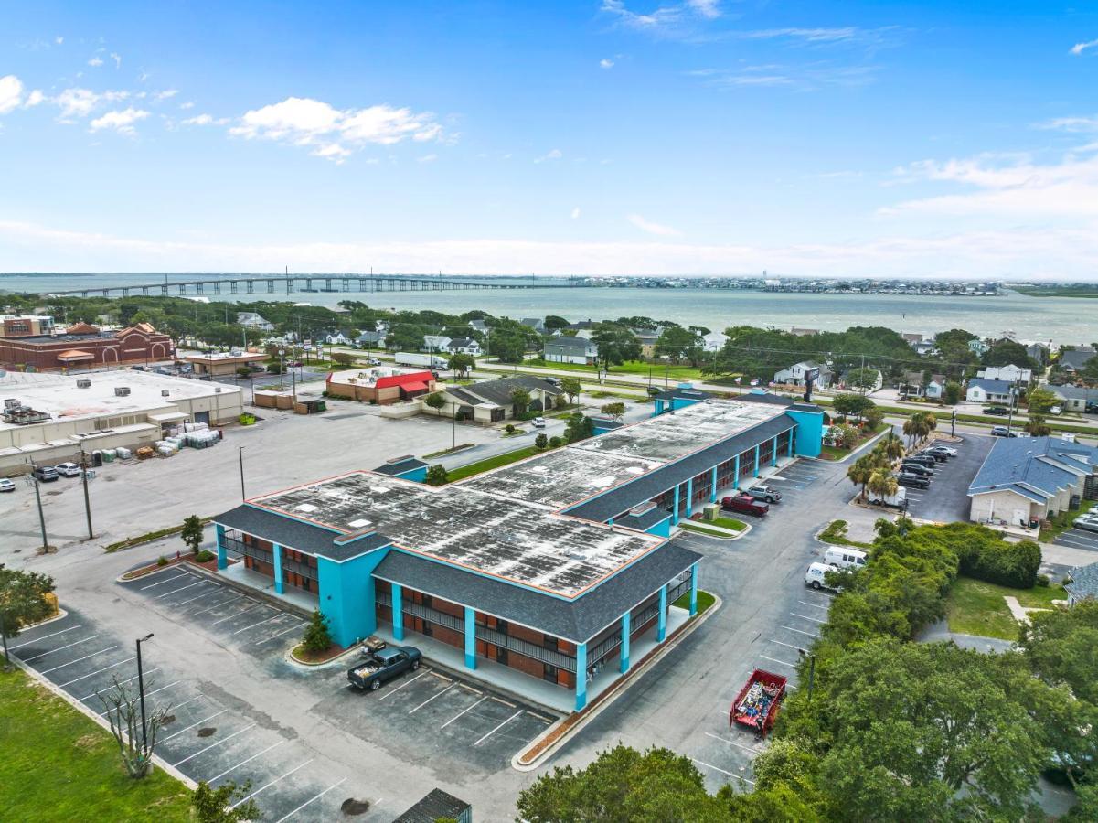 Garnet Inn & Suites, Morehead City Near Atlantic Beach Ngoại thất bức ảnh