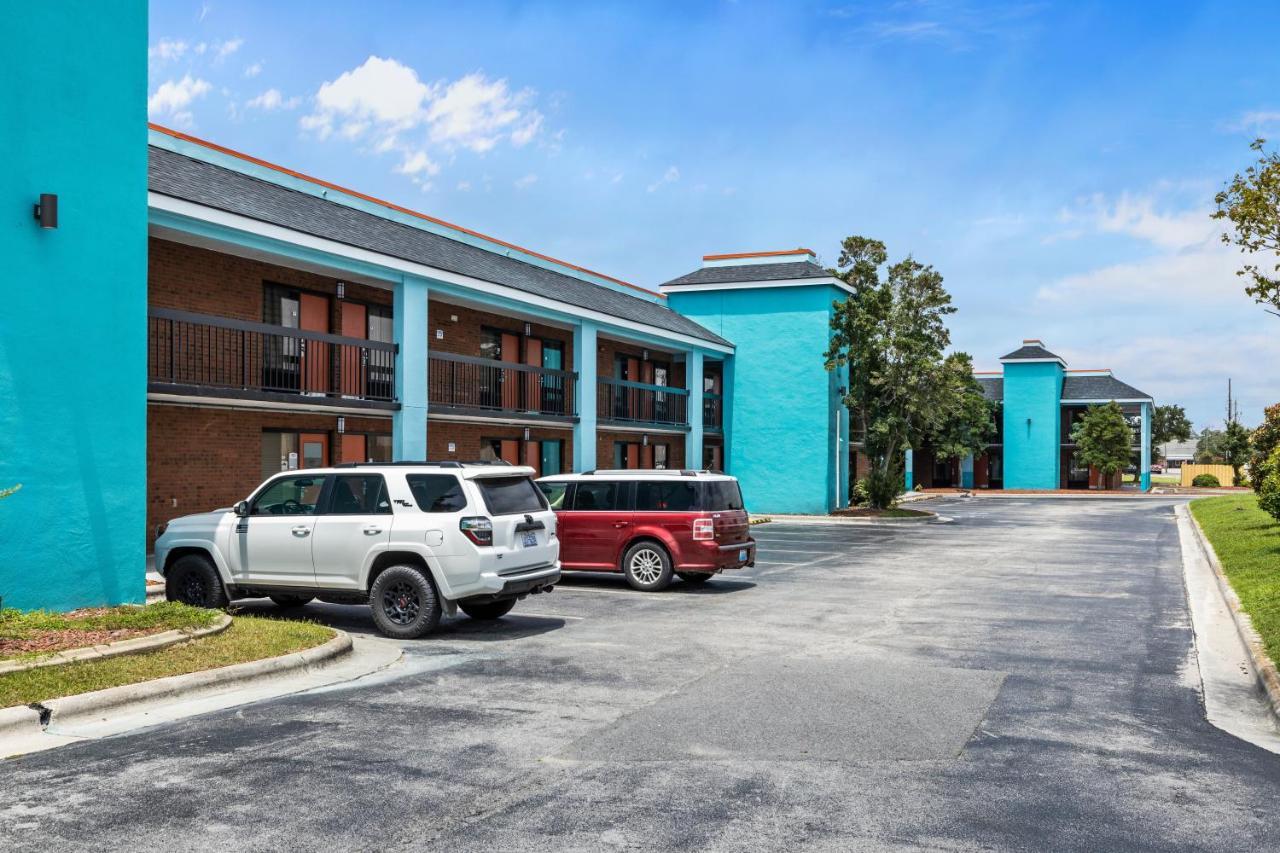 Garnet Inn & Suites, Morehead City Near Atlantic Beach Ngoại thất bức ảnh